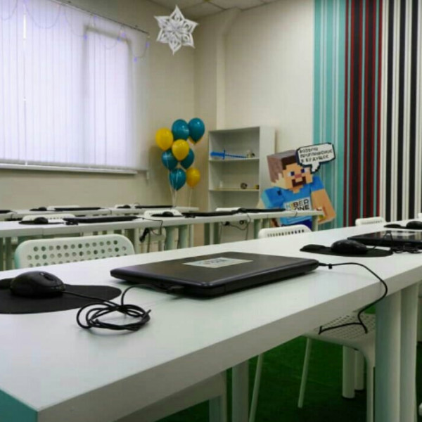 KIBERone для будущих КиберГероев в Ижевске! - КИБЕРшкола программирования для детей, компьютерные курсы для школьников, начинающих и подростков - KIBERone г. Северное Чертаново